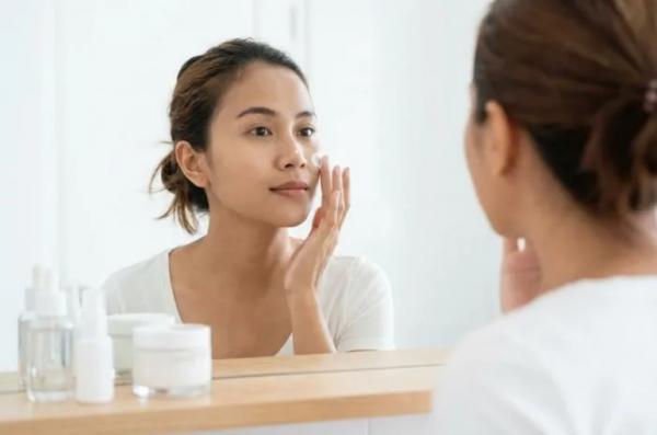 Viral di Media Sosial Tak Menjamin Aman, Konsumen Skincare Diminta Cek Hal Ini