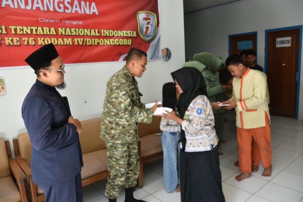 Sentuhan Kasih Sambut HUT ke 81 TNI,  Dandim 0717 Grobogan Sambangi Panti Asuhan Aisyiyah