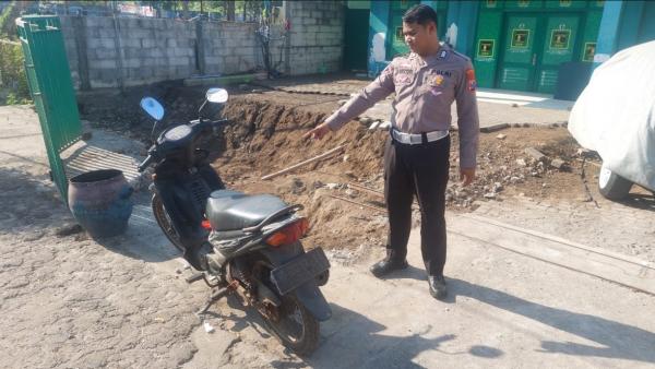 Pengendara Vega Tewas Usai Bersenggolan dengan Mobil di Lingkar Timur Sidoarjo, Sopir Kabur