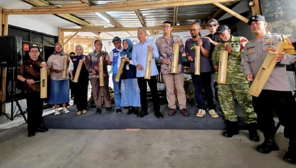 Unik! Kampung di Bandung Barat Ini Siapkan Symphony Orchestra dari Bambu
