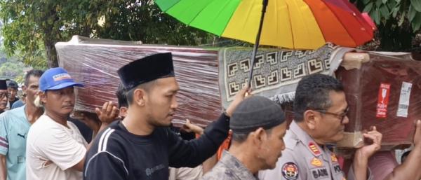 Jenazah Surakman, ABK Arupadhatu 1, Dimakamkan di TPU Kidemang Carita Siang Ini ‎