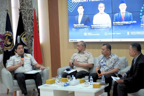 Cegah PMI Unprosedural lewat Digitalisasi Paspor