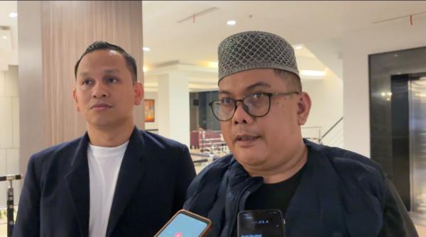 Saling Tahan, Pengisian Kursi Wagub Sulbar Pendamping SDK Kembali Diskors
