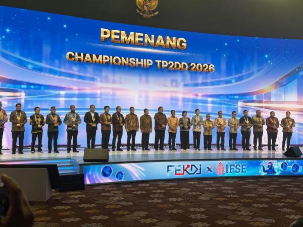 Geser Dominasi Sulsel, Pemprov Sulbar Sabet Provinsi Terbaik Digitalisasi Transaksi di Sulawesi