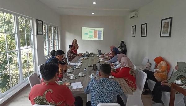 Arsip Tak Sekadar Dokumen, Disperkim Kendal Dorong Budaya Tertib Administrasi