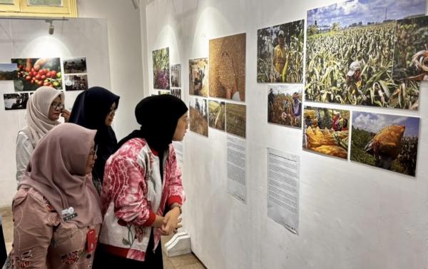 120 Karya Pewarta Foto Dipamerkan di Malang, Angkat Cerita Pangan hingga Lingkungan