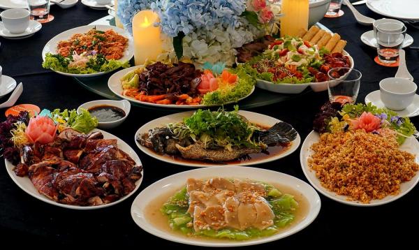Bukan Dekorasi, Ini yang Diam-Diam Bikin Tamu Ingat Pesta Pernikahan di Surabaya