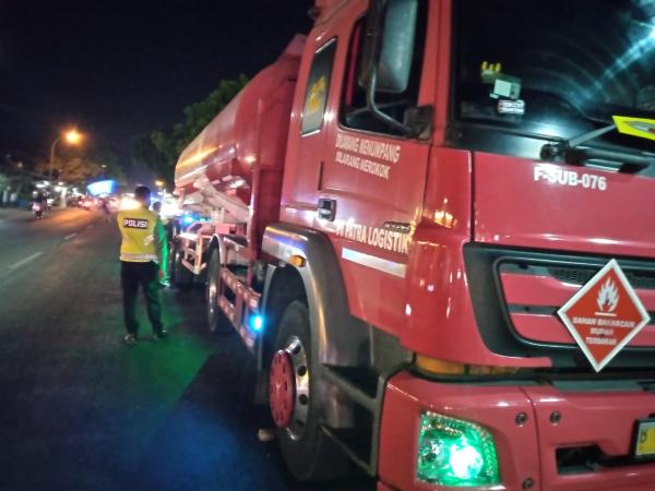 Kecelakaan Maut di Jombang, Pengendara Motor dan Balita Tewas Tertabrak Truk Tangki