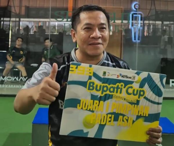 Bupati Aep Pertahankan Gelar Juara Padel di Porpemkab Karawang 2026