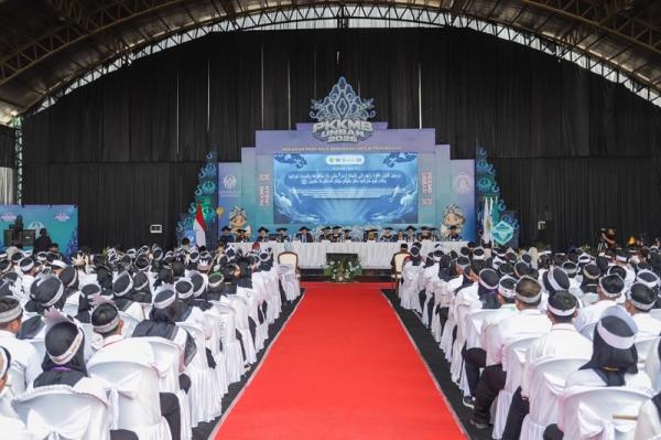 Tata Kelola Universitas Bandung Resmi Dialihkelolakan, Pimpinan DPR Wanti-Wanti Soal Profit Kampus