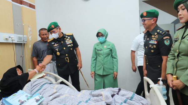 Cek Kesiapan Layanan Medis, Pangdam III Siliwangi Kunjungi RS Ciremai Cirebon