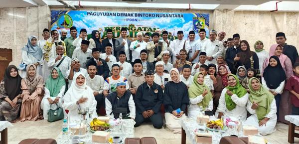 Peringati Maulid Nabi di Istiqlal, Ketum PDBN Ajak Warga Demak Perkuat Silaturahmi, Jaga Pengabdian