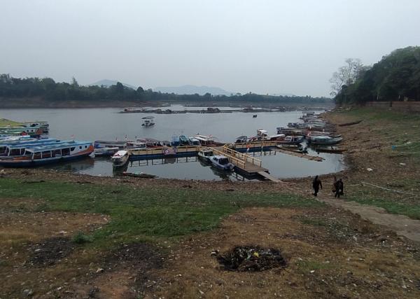 Permukaan Air Waduk Cirata Surut, Luas Perairan Wisata Jangari Menyempit