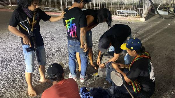 Bawa Sabu dari Surabaya, Dua Terduga Pengedar Ditangkap di SPBU Bima