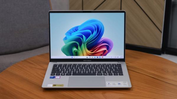 Inovasi Laptop Tipis Terbaru: Baterai Tahan 20 Jam dan Bodi Metal Premium