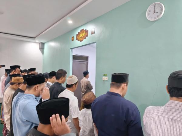 Keluarga Gelar Shalat Gaib untuk Jurnalis Bagus Khoirunnas yang Hilang 20 Hari