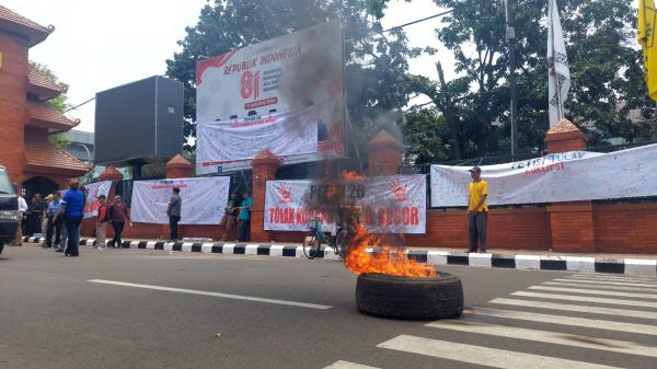 Uang Rp1,5 Miliar Disita KPK, Petisi 26 Desak Kasus Upah Pungut Bappenda Kabupaten Bogor Dibongkar