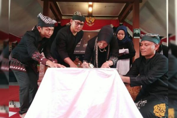 Motif Batik Obor Sewu Jadi Identitas Budaya, Sekaligus Penggerak Ekonomi Masyarakat Samin Bojonegoro