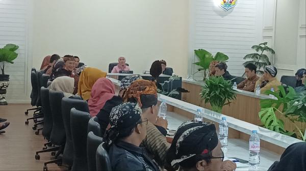 Bupati Kendal Pasang Target, Data KPK Harus Beres 30 September