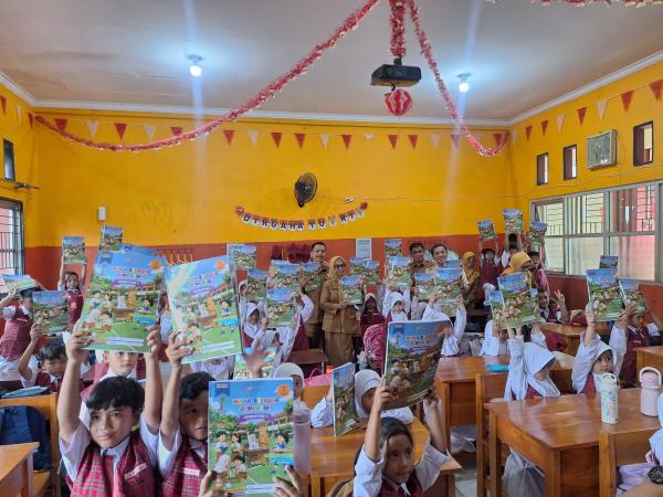 Modul Pembelajaran Gratis di Karawang Rampung Didistribusikan, Sasar 286 Ribu Siswa