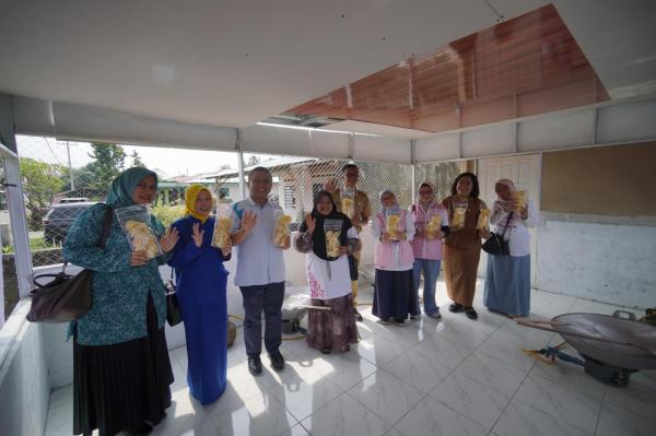 Dari Ubi Jadi Cuan, 35 Perempuan Suka Raya Kembangkan Usaha Opak