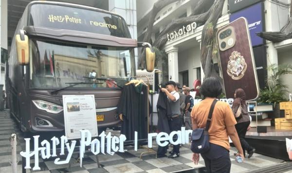 Sekolah Sihir Hogwarts Hadir di Braga Bandung, Pesona Harry Potter Alihkan Perhatian Pengunjung
