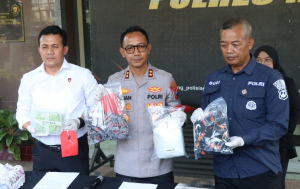 Polres Malang Gagalkan Peredaran 1,1 Kg Sabu dari Jakarta