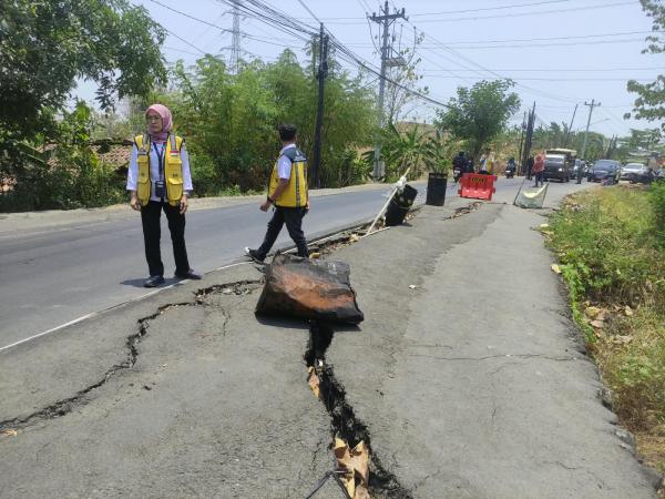 Pemkab Kendal Siapkan Rp1,2 Miliar untuk Perbaikan Jalan Kaliwungu-Boja yang Ambles