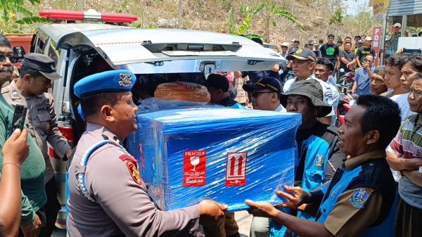 Jenazah Sopir Truk Asal Tulungagung Korban KMP Virgo 8 Dipulangkan, Keluarga Sambut dengan Tangis