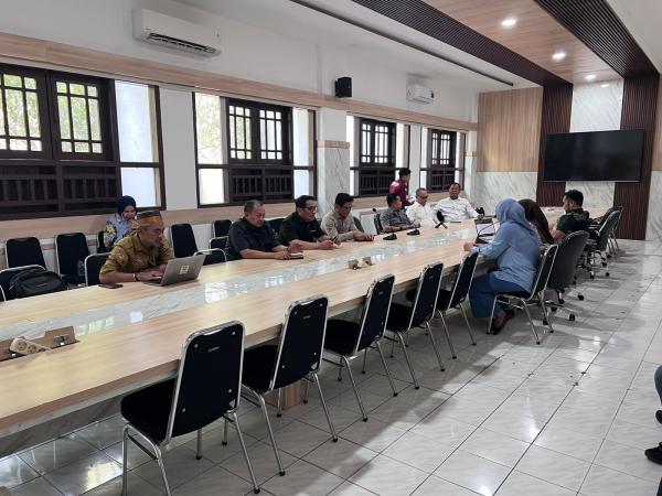 Bahas Strategi APBD Perubahan 2026, Komisi II DPRD dan BPKAD Sulbar Studi Banding ke Sulsel