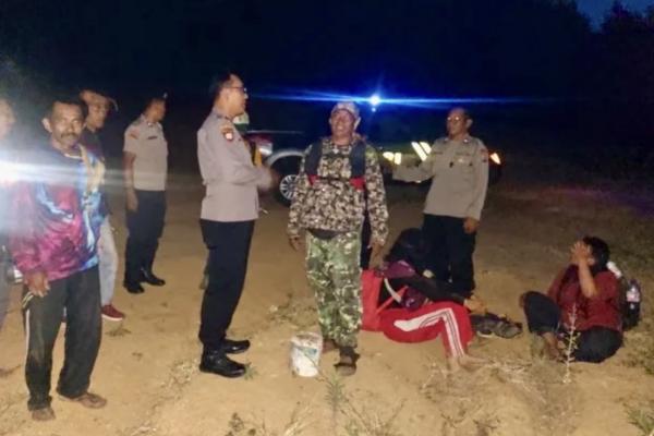 Nekat Masuk Puncak Batu Tulis saat Ditutup, Pendaki Sesak Napas Dievakuasi dari Pos 4
