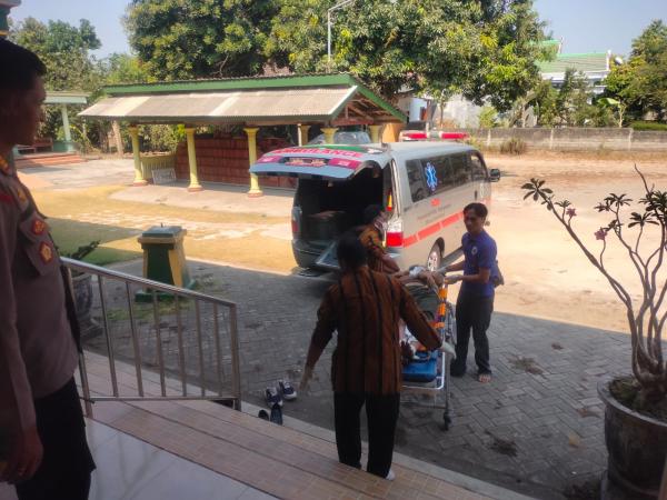 Jamaah Asal Trenggalek Meninggal di Masjid Pojok Ngantru, Diduga Akibat Stroke