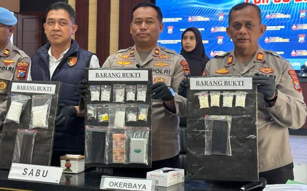 Peredaran Sabu Sistem Ranjau Dibongkar, Polres Blitar Kota Tangkap 5 Tersangka