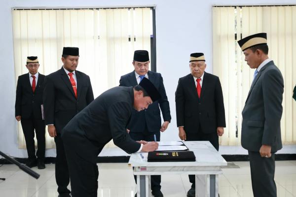 Pemkab Tangerang Rotasi Tiga Pejabat Eselon II, Kasatpol pp Jadi Staf Ahli Bupati