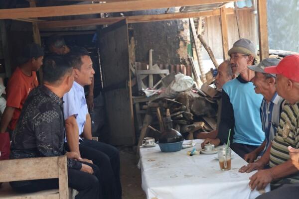 Medhayoh ke Napis Tambakrejo, Bupati Bojonegoro Bahas Pemekaran Desa hingga Penguatan BUMDes