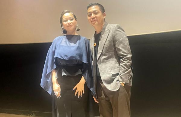 Gloria Jessica dan Ade Govinda Hadirkan 11 Lagu dalam Album Blue