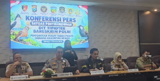 Polisi Bongkar Penyelundupan 3.394 Burung Asal Vietnam di Sidoarjo, Ratusan Ditemukan Mati