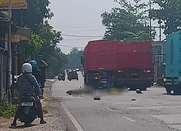 Kecelakaan Maut di Balen Bojonegoro, Pengendara Supra Tewas Ditabrak Truk yang Kabur