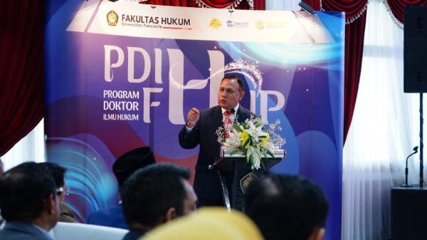Firli Bahuri Raih Gelar Doktor, Bongkar Masalah Penanganan Konflik Horizontal di Indonesia