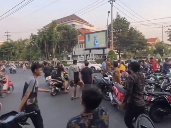 Warga Lamongan, Yuk Nobar Final Indonesia vs Thailand di Videotron Pemda