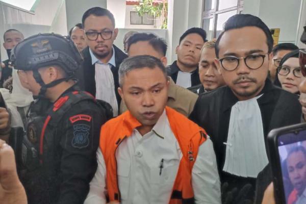 Hukuman Diperberat, Gubernur Riau Nonaktif Abdul Wahid Divonis 4 Tahun Penjara