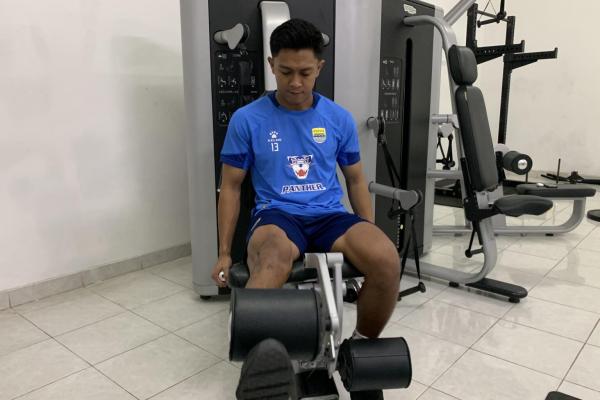 6 Bulan Pasca-Operasi ACL, Winger Persib Febri Hariyadi Beri Kabar Mengejutkan Soal Comeback
