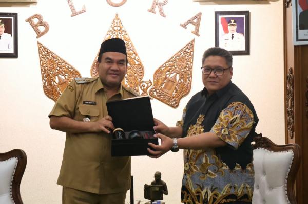 Pemkab Blora Raih Penghargaan Mitra KKN Terbaik dari Universitas Budi Luhur
