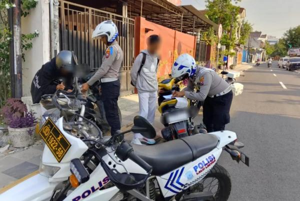 Satlantas Bojonegoro Siapkan Tilang Manual dan ETLE dalam Operasi Patuh Semeru 2026