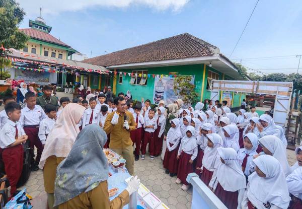 Kenalkan Keamanan Pangan Sejak Dini, Balai POM Banyumas Sasar Siswa SD
