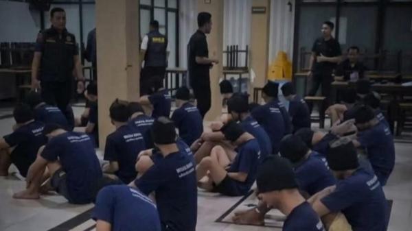 Ditjenpas Kirim 313 Napi High Risk ke Nusakambangan