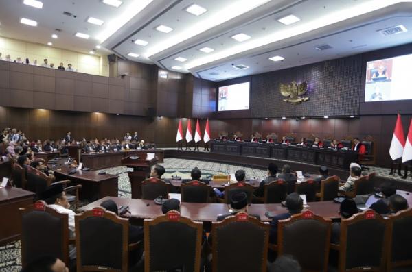 MK Tak Terima Gugatan Ijazah SMA Gibran Rakabuming Raka, Ini Alasannya