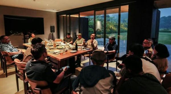 Tim Pakar dan Aktivis Lingkungan Minta Pelaku Wisata Komitmen Jaga Alam dalam Berbisnis