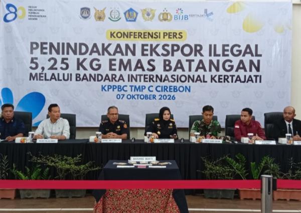 Bea Cukai Cirebon Gagalkan Penyelundupan 5,25 Kg Emas Senilai Rp12 Miliar di BIJB Kertajati