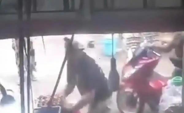 Preman Pasar Aniaya Pedagang Perempuan, Sahroni Desak Polisi Berantas sampai Petingginya